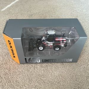 Limited Edition Volvo L60G US/Can Version Wheel Loader